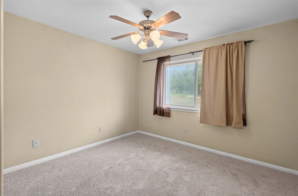 208 Settlers Ridge Bertram, TX 78605