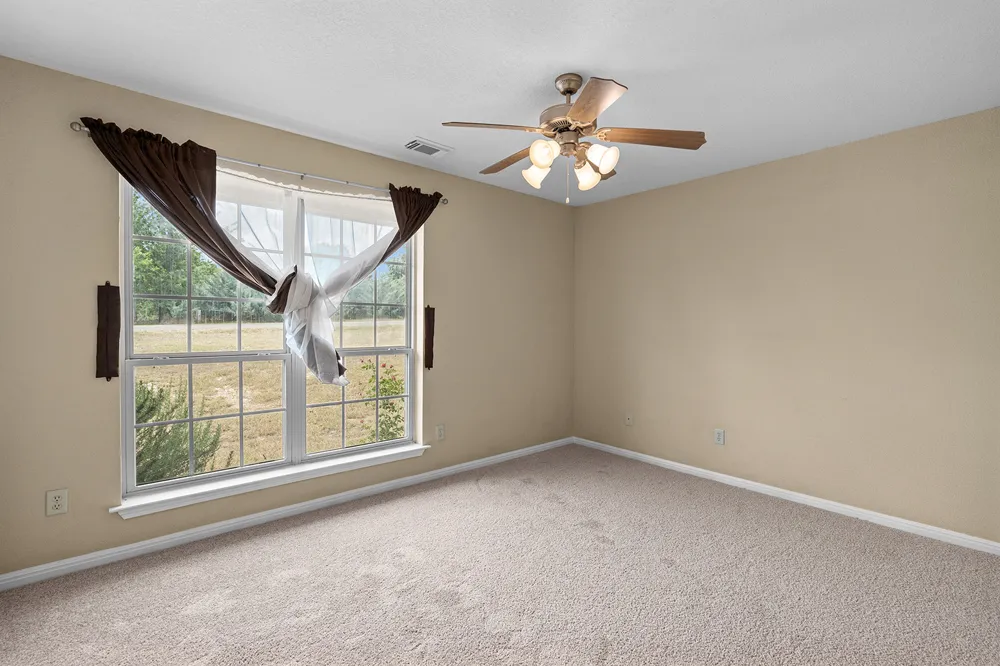 208 Settlers Ridge Bertram, TX 78605