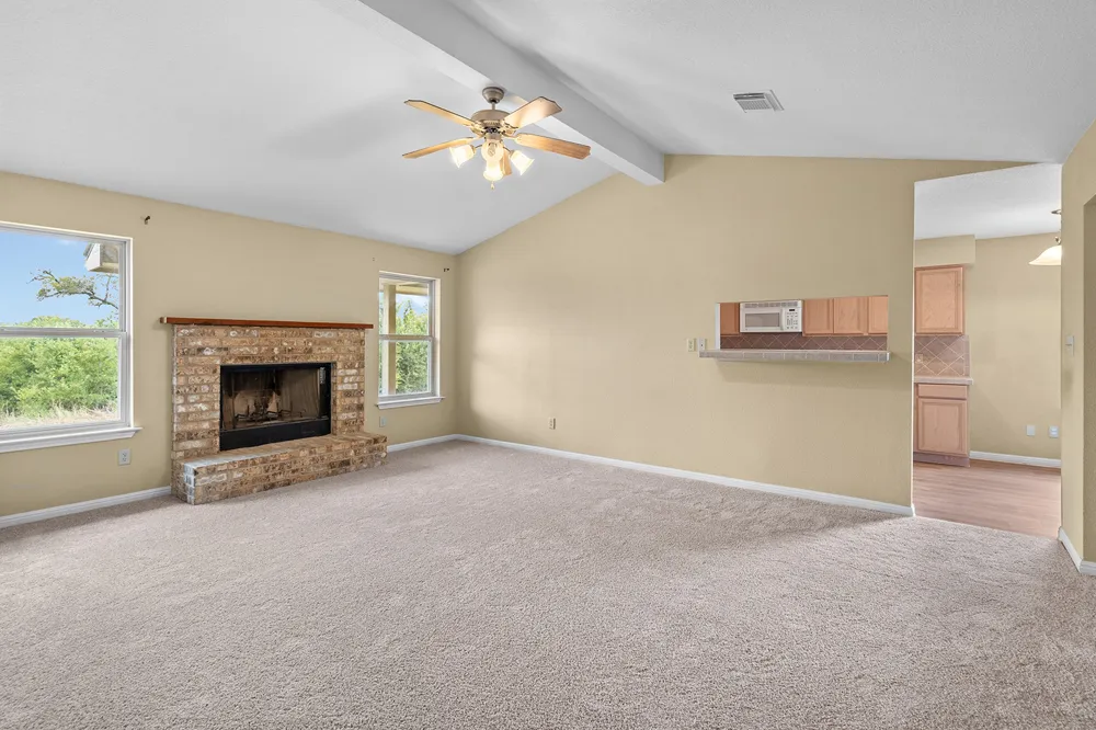 208 Settlers Ridge Bertram, TX 78605