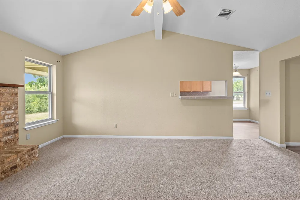 208 Settlers Ridge Bertram, TX 78605
