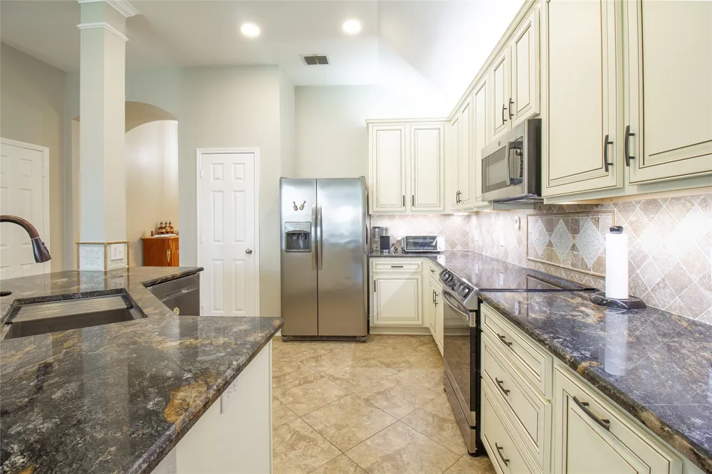 406 Hackberry Drive Fate, TX 75087