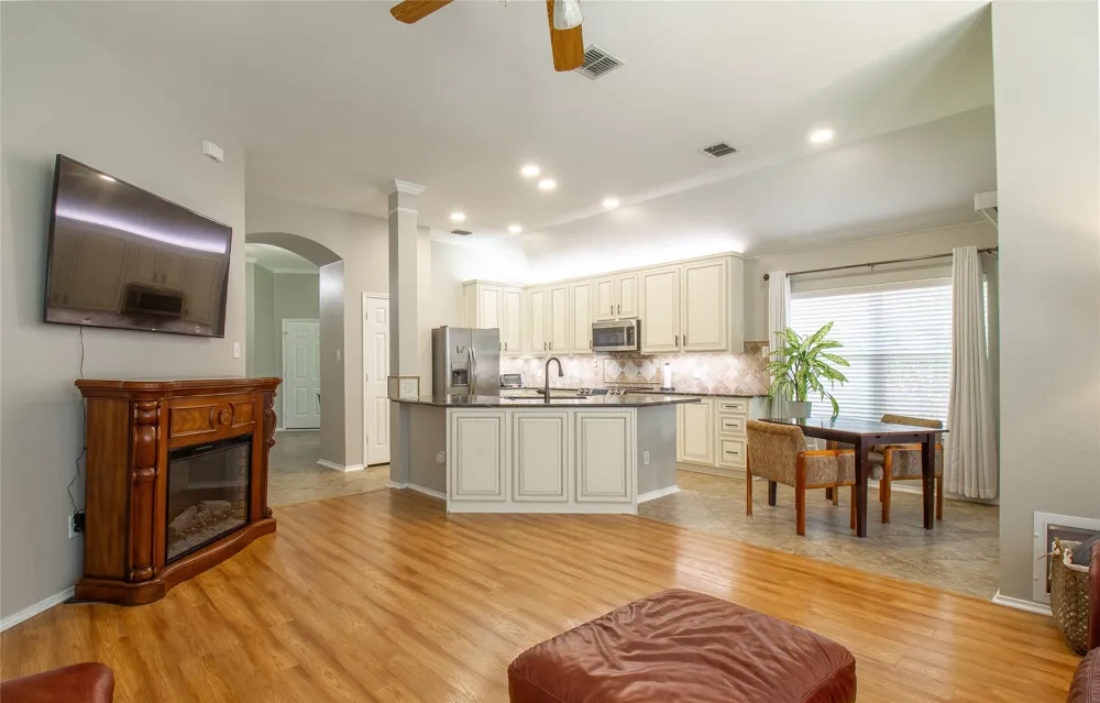 406 Hackberry Drive Fate, TX 75087