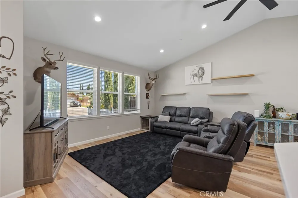 689 Apricot Circle Orland, CA 95963