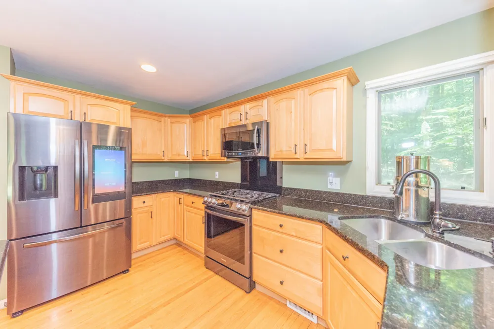 7421 Black Forest Drive Dexter, MI 48130