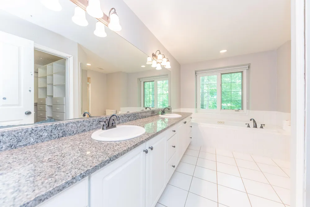 7421 Black Forest Drive Dexter, MI 48130