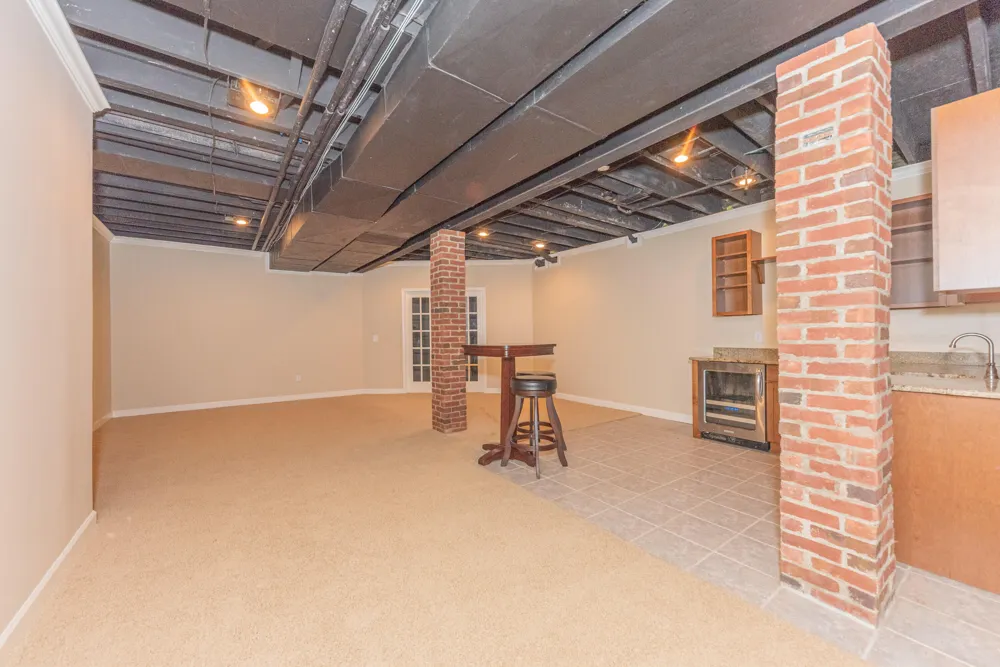 7421 Black Forest Drive Dexter, MI 48130
