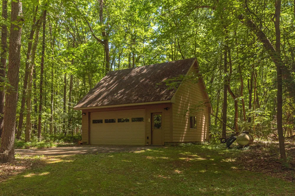 7421 Black Forest Drive Dexter, MI 48130
