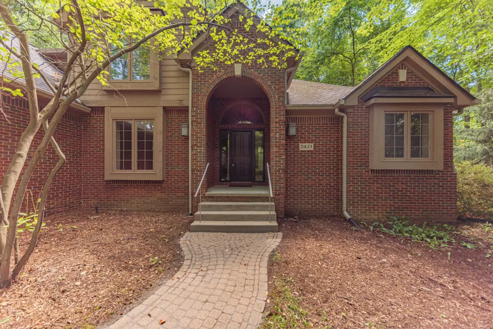 7421 Black Forest Drive Dexter, MI 48130