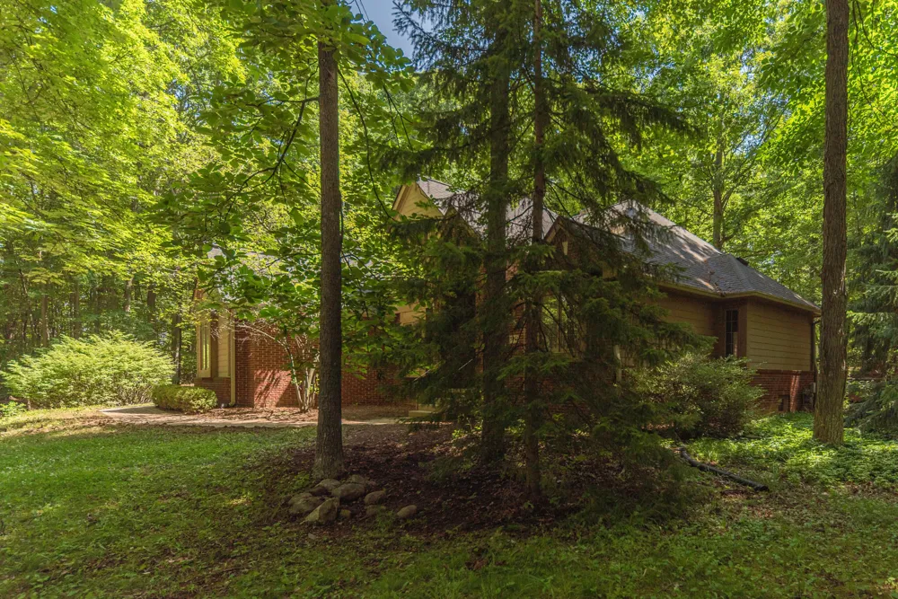7421 Black Forest Drive Dexter, MI 48130