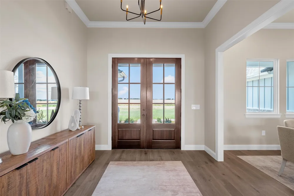 1025 Galaxy Woodway, TX 76712