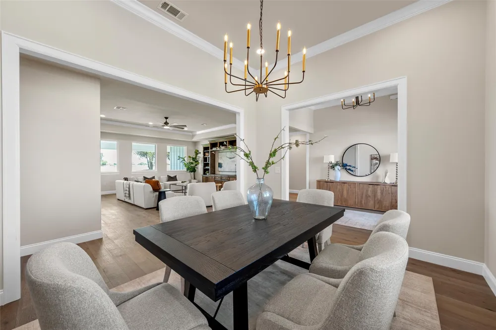 1025 Galaxy Woodway, TX 76712