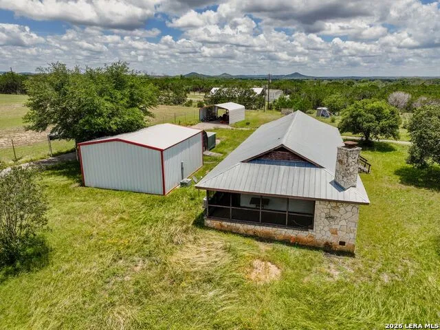 292 Old Loop 173 Bandera, TX 78003