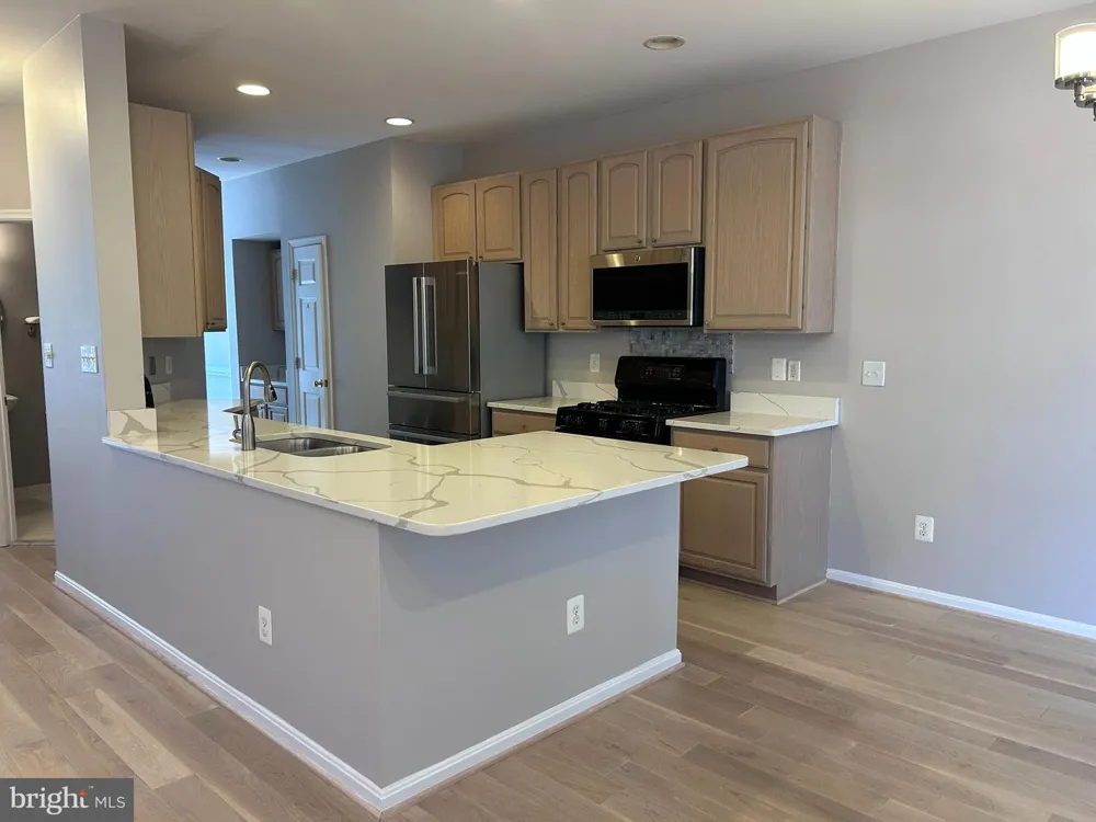 20381 FALLSWAY TERRACE Sterling, VA 20165
