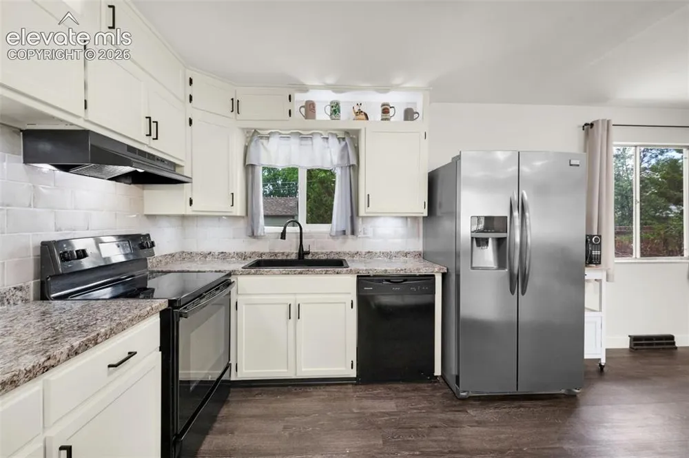 1550 Keaton Lane Colorado Springs, CO 80909