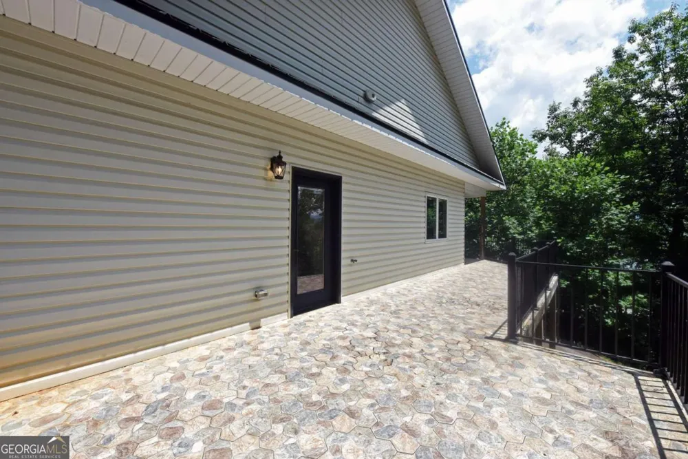 714 Mountain View RD Hiawassee, GA 30546