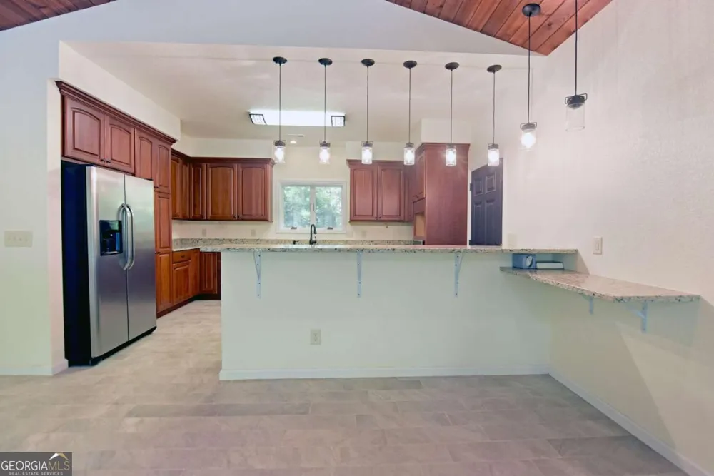 714 Mountain View RD Hiawassee, GA 30546