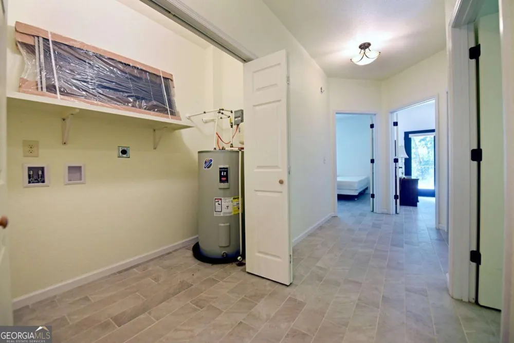 714 Mountain View RD Hiawassee, GA 30546