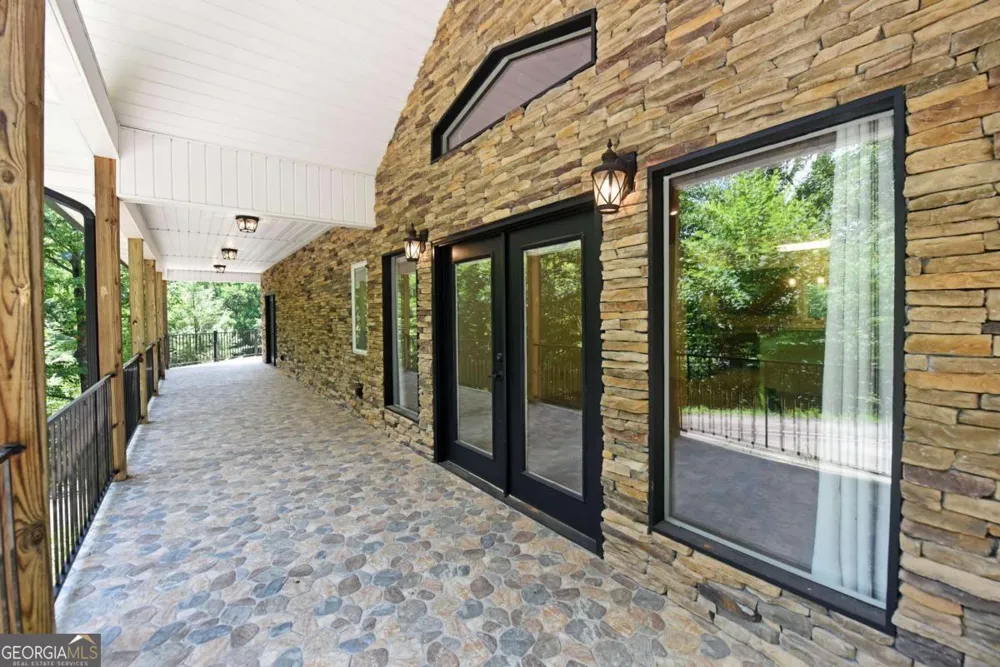 714 Mountain View RD Hiawassee, GA 30546