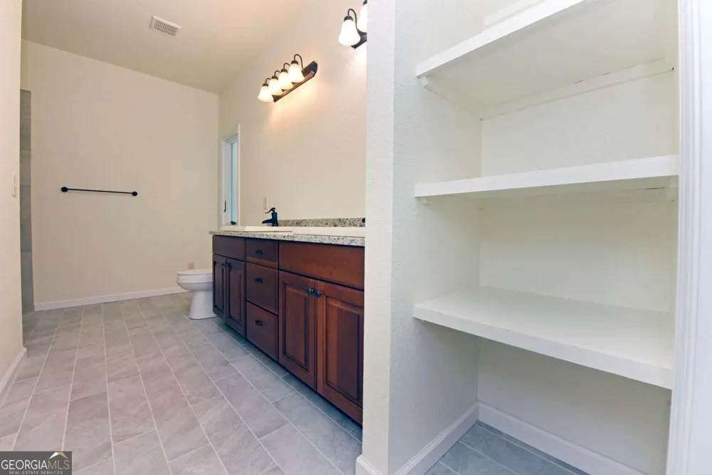 714 Mountain View RD Hiawassee, GA 30546