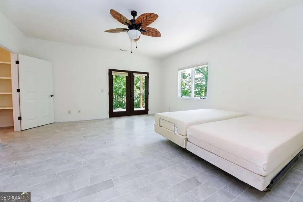 714 Mountain View RD Hiawassee, GA 30546