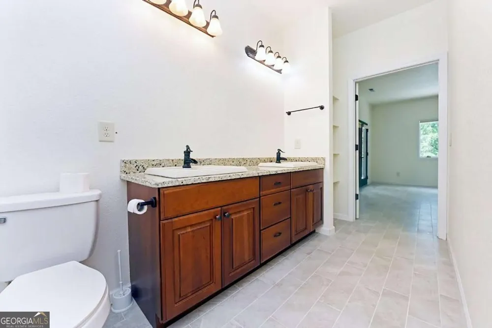 714 Mountain View RD Hiawassee, GA 30546