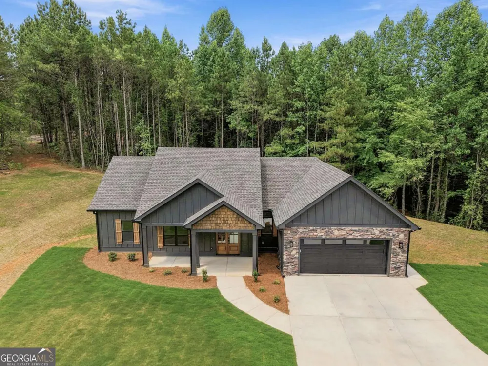 4016 Carver Mill RD Talking Rock, GA 30175
