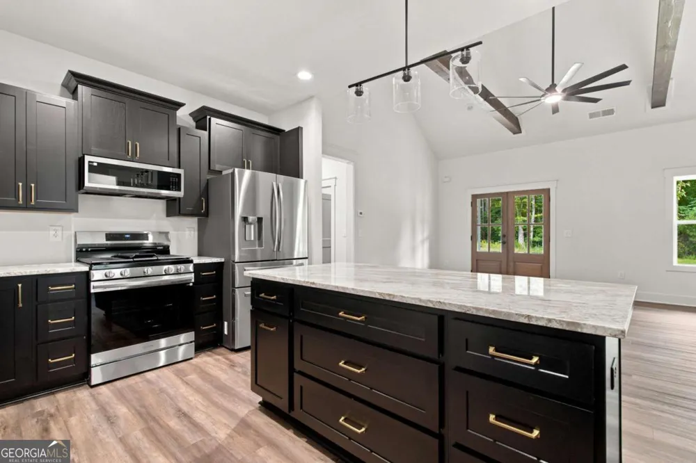 4016 Carver Mill RD Talking Rock, GA 30175