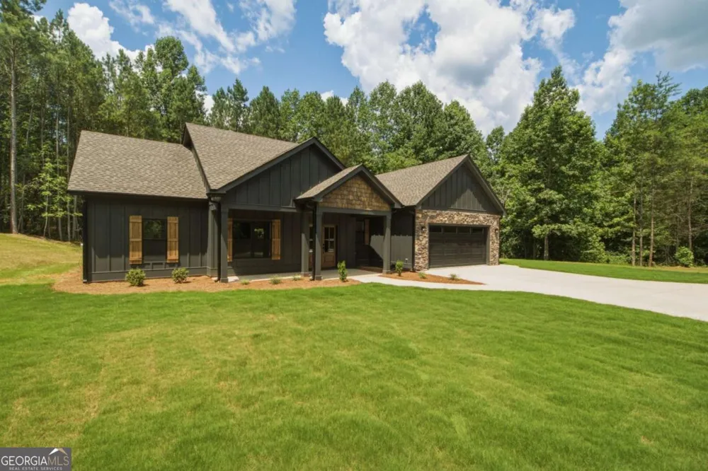 4016 Carver Mill RD Talking Rock, GA 30175