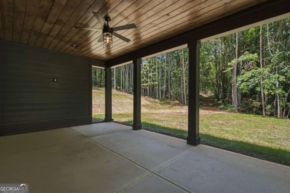 4016 Carver Mill RD Talking Rock, GA 30175