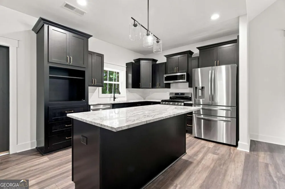 4016 Carver Mill RD Talking Rock, GA 30175