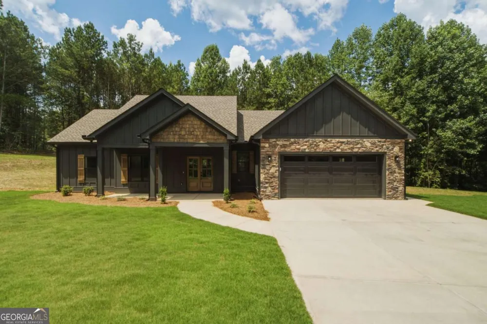 4016 Carver Mill RD Talking Rock, GA 30175