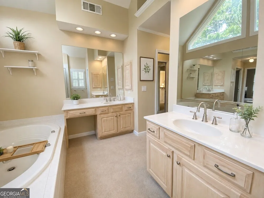 2705 Montclair PL Snellville, GA 30078