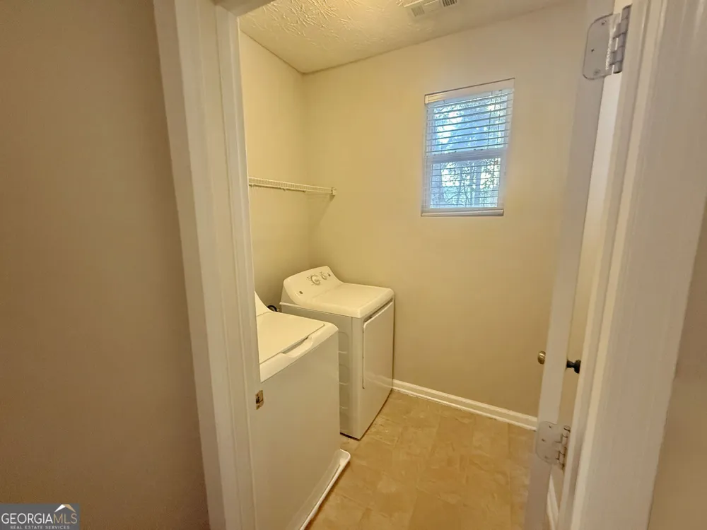 2734 Jordan LN Lithia Springs, GA 30122
