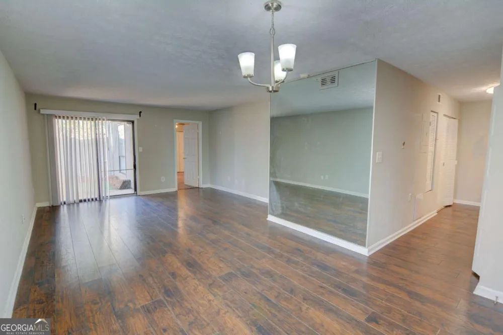 6241 Overlook RD Peachtree Corners, GA 30092
