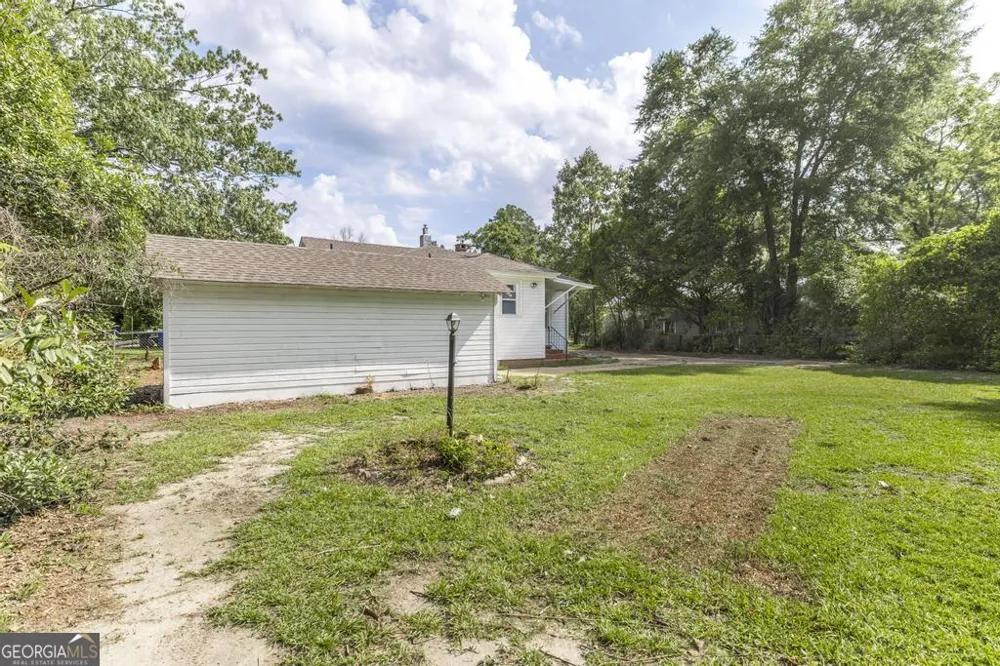 806 Woodrow AVE Dublin, GA 31021