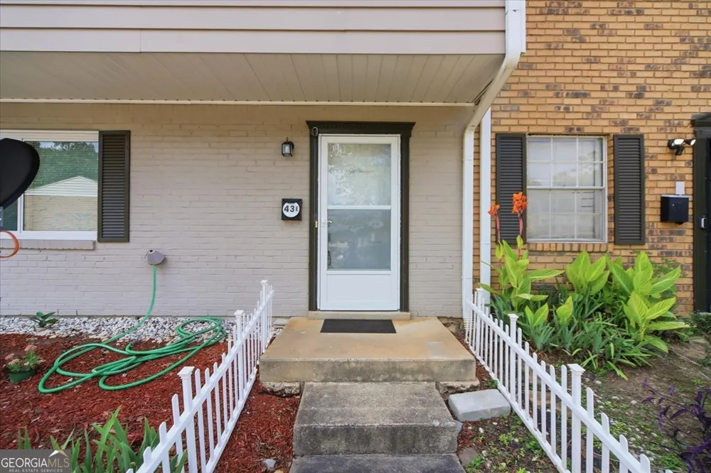 4701 Flat Shoals RD Union City, GA 30291