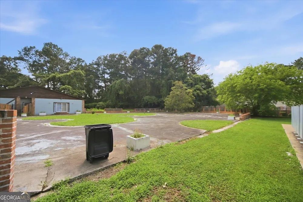 4701 Flat Shoals RD Union City, GA 30291