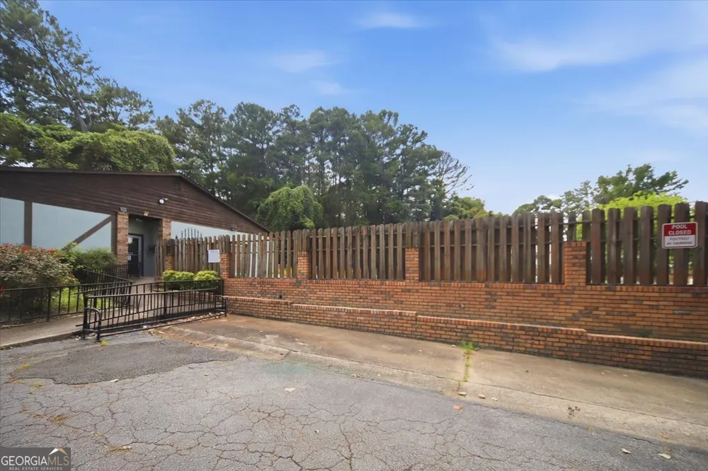 4701 Flat Shoals RD Union City, GA 30291
