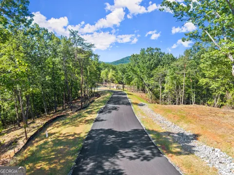 178 Chimney Oaks TRL