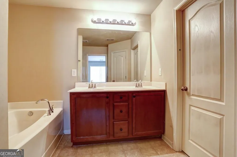 2649 Sardis Chase CT Buford, GA 30519