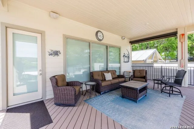 2238 Williams Lakeshore Kingsland, TX 78639