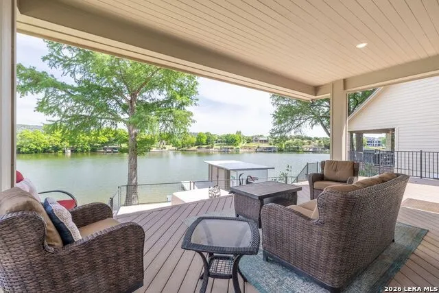 2228 Williams Lakeshore Kingsland, TX 78639