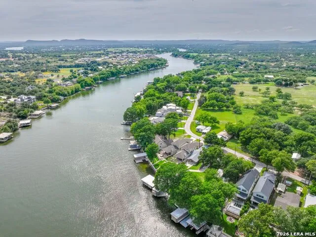 2228 Williams Lakeshore Kingsland, TX 78639