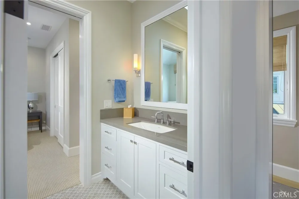 1324 E Balboa Boulevard Newport Beach, CA 92661