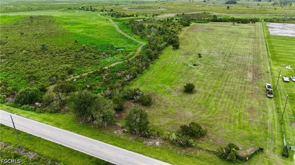 County Line Road E Fort Meade, FL 33841