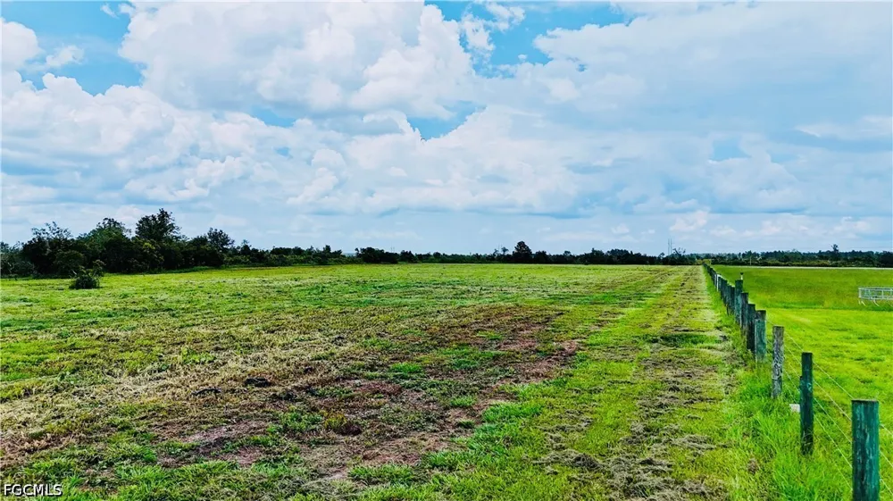 County Line Road E Fort Meade, FL 33841