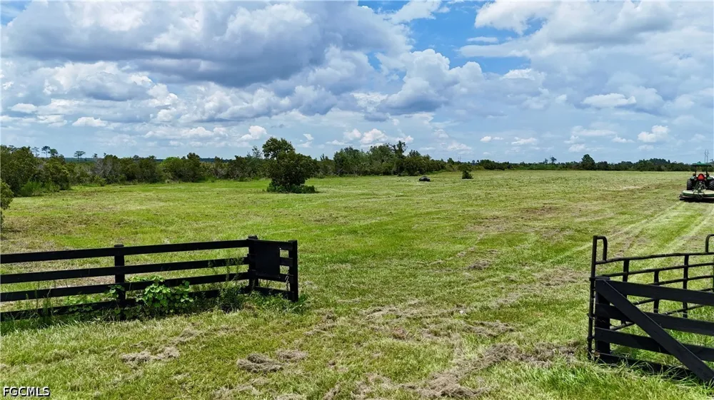 County Line Road E Fort Meade, FL 33841