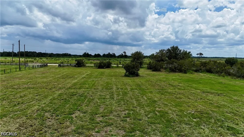 County Line Road E Fort Meade, FL 33841