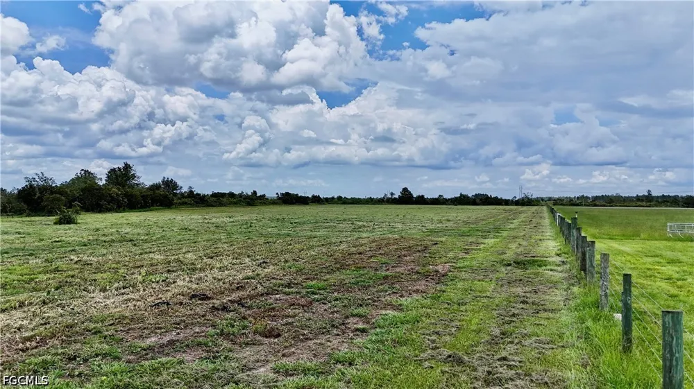 County Line Road E Fort Meade, FL 33841