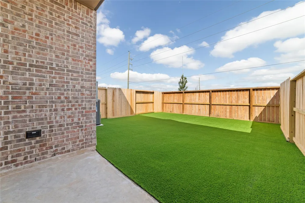 6559 Scarlet Pond Lane Fulshear, TX 77441